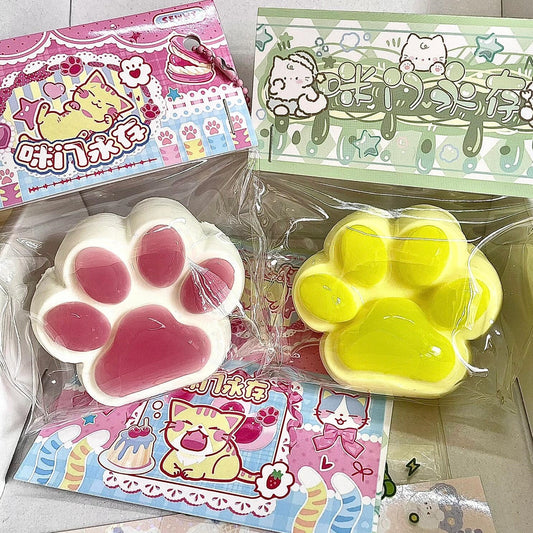 Lovely cat paw squishy toy